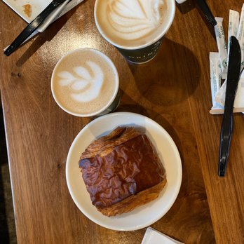Grinder’s Coffee Bar - Chocolate croissant, coffee - Coffee & Tea Near Me - Houston, Texas Grinder’s Coffee Bar - Chocolate croissant, coffee - Coffee & Tea Near Me - Houston, Texas