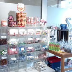 Candy and Balloon - Unsere Süßigkeitenbar mit wechselnden Sorten.