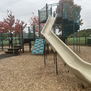 Skyline Park - Parks Near Me - Chestnut Hill, Massachusetts