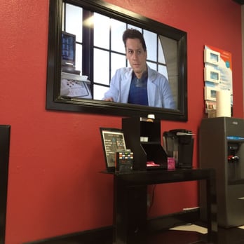 Superior Auto Styling - Waiting area - Windshield Installation & Repair Near Me - Ontario, California Superior Auto Styling - Waiting area - Windshield Installation & Repair Near Me - Ontario, California