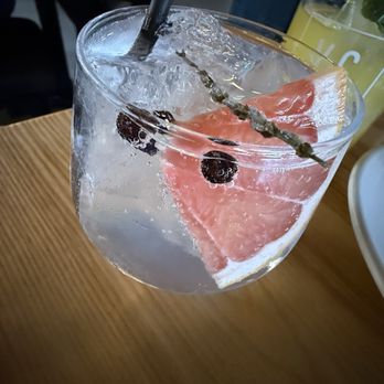 Venus Spirits Cocktails & Kitchen - Beachside - Gin and tonic - New American Near Me - Aptos, California Venus Spirits Cocktails & Kitchen - Beachside - Gin and tonic - New American Near Me - Aptos, California