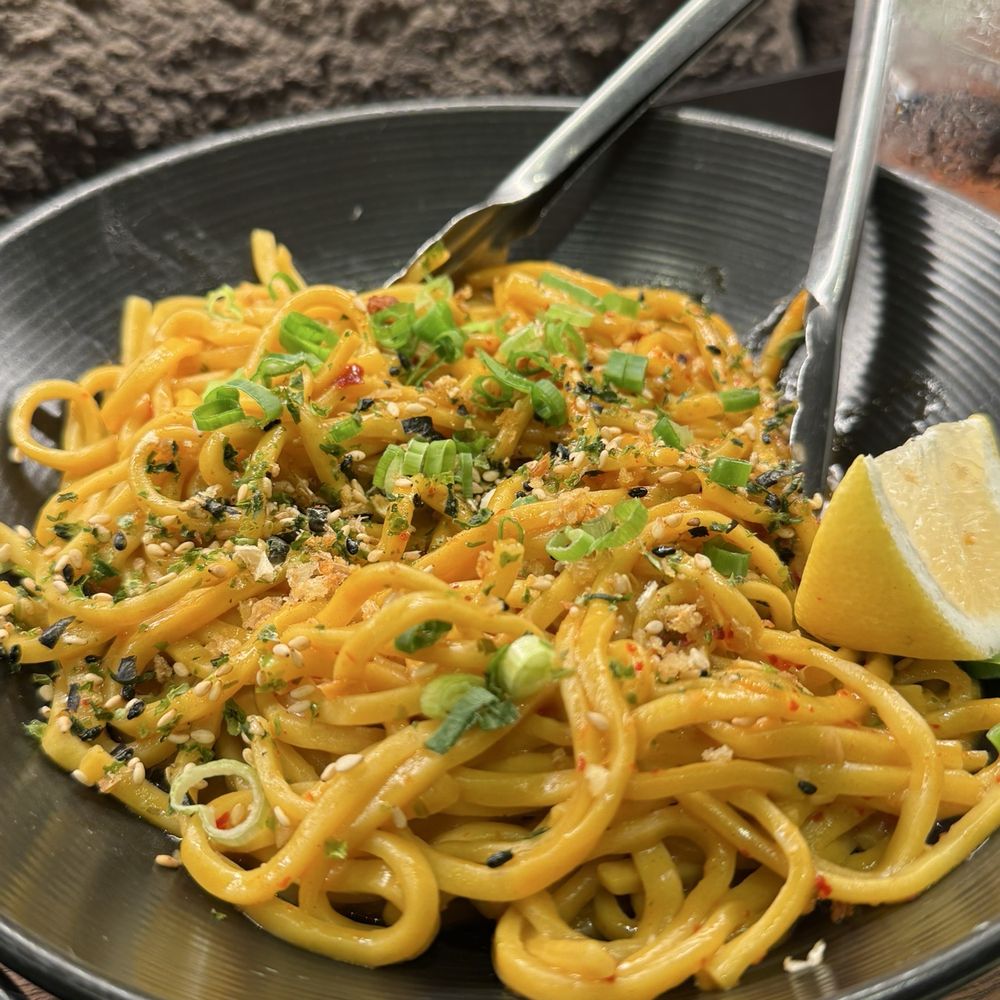 Piko Kitchen + Bar - Okinawan Soba Noodles - Cocktail Bars Near Me - Honolulu, Hawaii