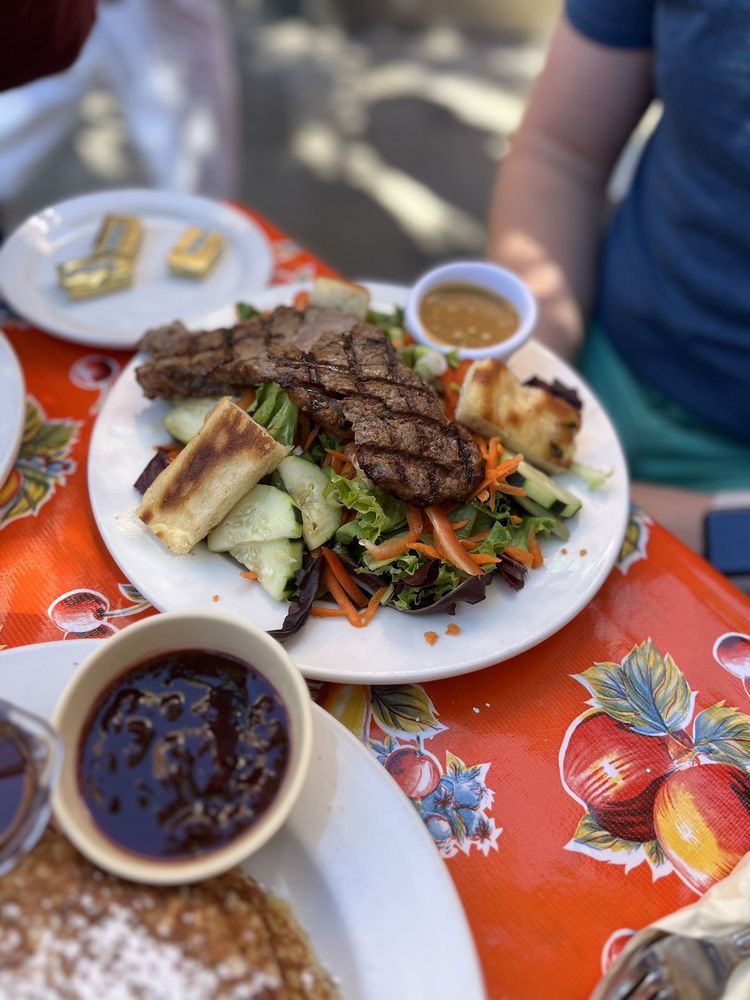 Alana's Cafe