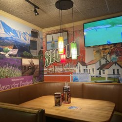 Corner booth