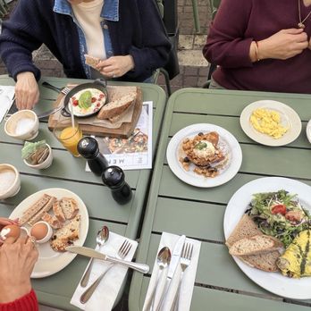 Le Pain Quotidien - Coffee & Tea Near Me - Glendale, California Le Pain Quotidien - Coffee & Tea Near Me - Glendale, California