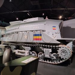 D-Day Museum and Overlord Embroidery - Tank recovery vehicle