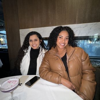 Glowbal - Sisters! - Canadian (New) Near Me - Vancouver, British Columbia Glowbal - Sisters! - Canadian (New) Near Me - Vancouver, British Columbia