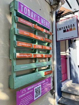 Empanada Mama by null