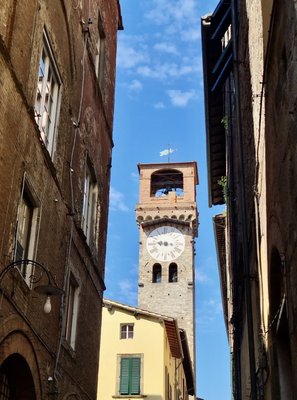 Torre delle Ore by null