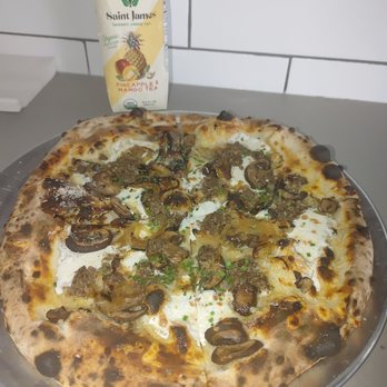How Ya Dough'n Pizza - Cremini Pizza - Pizza Near Me - Boca Raton, Florida How Ya Dough'n Pizza - Cremini Pizza - Pizza Near Me - Boca Raton, Florida