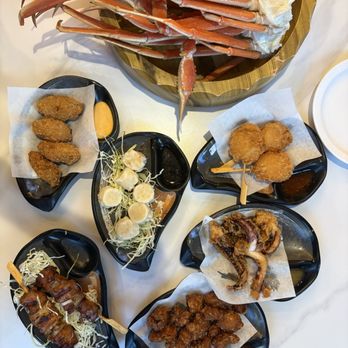 Sushi Loop - Sushi Bars Near Me - Chicago, Illinois