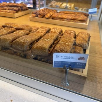 Paris Baguette - Delicious pastries! - Bakeries Near Me - Aliso Viejo, California