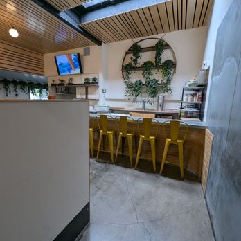 The Shop Brunch - Inside - New American Near Me - Santa Barbara, California The Shop Brunch - Inside - New American Near Me - Santa Barbara, California