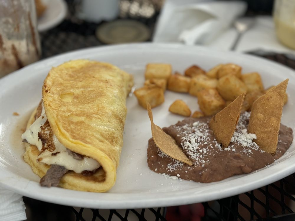 Casasola Cafe & Brunch