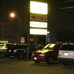 Tio's Liquor Store