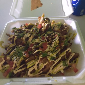 Island Style Grindz - Poke nachos - Food Trucks Near Me Island Style Grindz - Poke nachos - Food Trucks Near Me