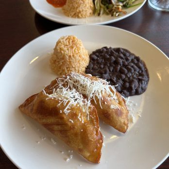 Zavala Mexican Bistro - New Mexican Cuisine Near Me - East Lyme, Connecticut Zavala Mexican Bistro - New Mexican Cuisine Near Me - East Lyme, Connecticut