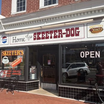 Skeeter's - Hot Dogs Near Me - Wytheville, Virginia Skeeter's - Hot Dogs Near Me - Wytheville, Virginia