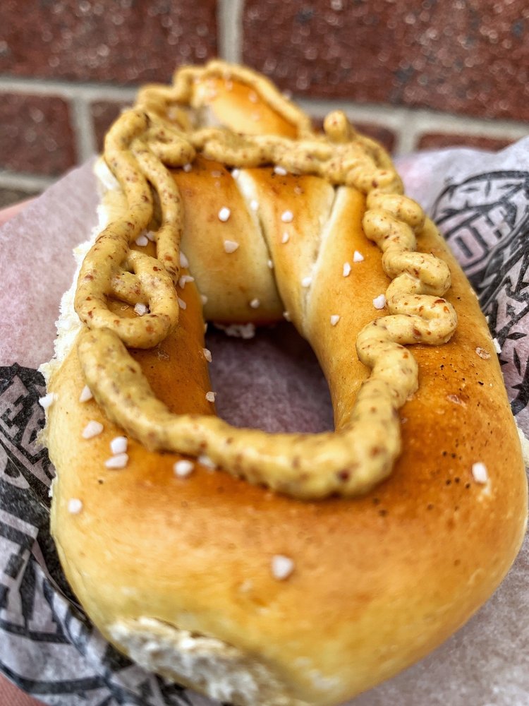 PHILLY PRETZEL FACTORY Updated September 2024 47 Photos & 35