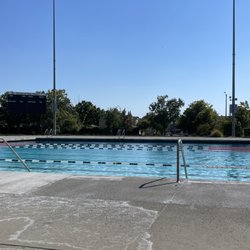 Antelope Aquatic Complex - Swim lessons for my LO