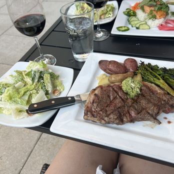 Gardina's Kitchen & Bar - Strip steak - New American Near Me - Oshkosh, Wisconsin Gardina's Kitchen & Bar - Strip steak - New American Near Me - Oshkosh, Wisconsin