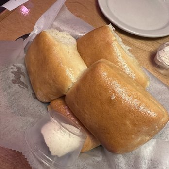 Texas Roadhouse - Bread rolls with cinnamon butter - Barbeque Near Me - Fairfield, California Texas Roadhouse - Bread rolls with cinnamon butter - Barbeque Near Me - Fairfield, California