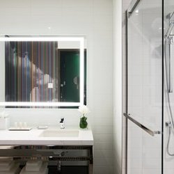 Renaissance Montreal Downtown Hotel