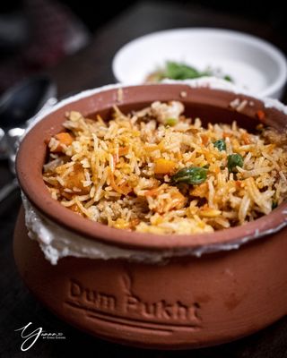 Dum Pukht Yonge by null