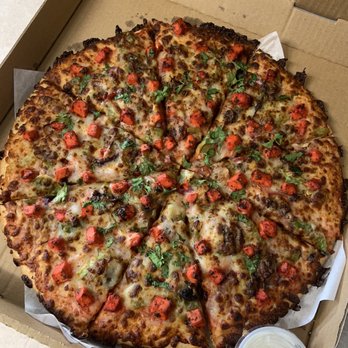 Tandoori Slice - Tandoori Chicken Pizza (no green chilis and no olives) - Pizza Near Me - Des Moines, Washington