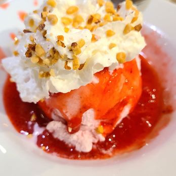Denny's - Custom made since no longer on the menu (strawberry sundae) ask for peanuts on the side. - Diners Near Me - Fountain Valley, California Denny's - Custom made since no longer on the menu (strawberry sundae) ask for peanuts on the side. - Diners Near Me - Fountain Valley, California