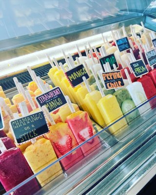 Holy Paleta by null