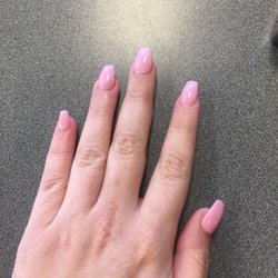 Metro Nails
