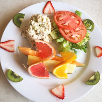Citrus - Chicken salad lunch - American Near Me - Virginia Beach, Virginia Citrus - Chicken salad lunch - American Near Me - Virginia Beach, Virginia