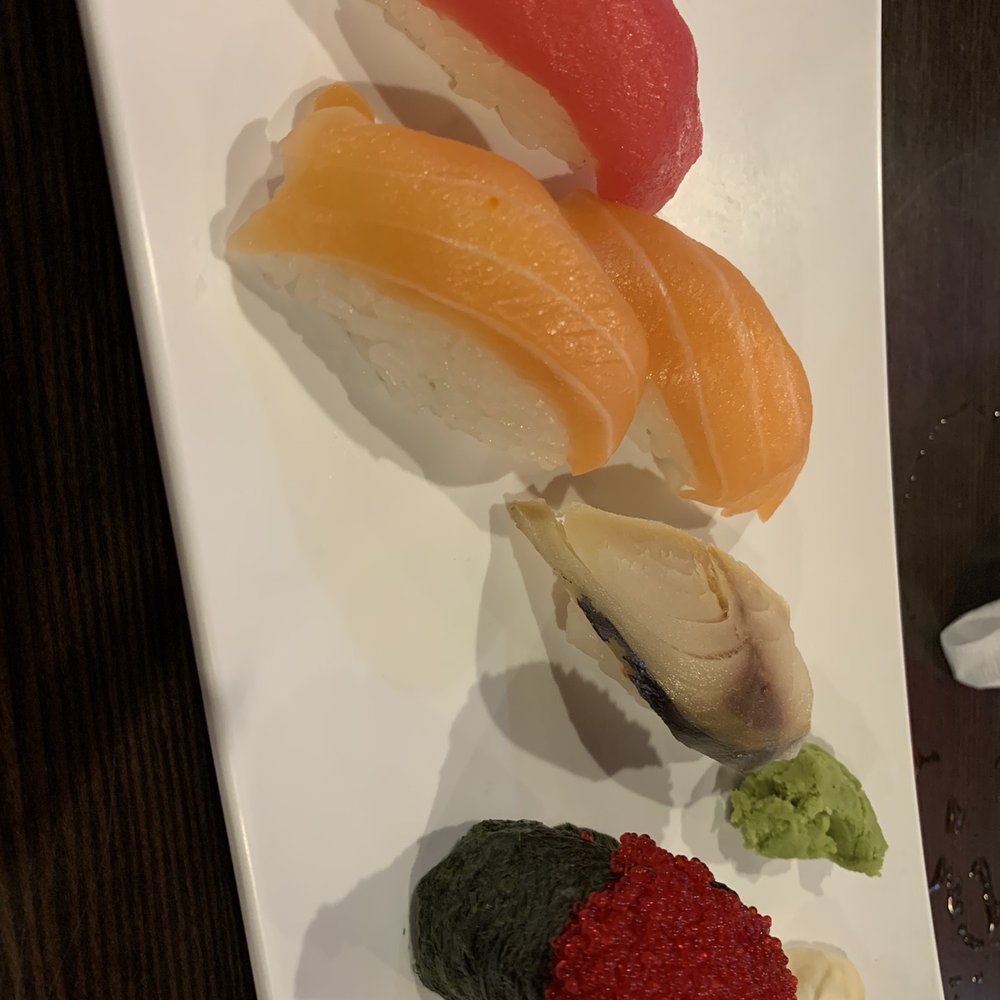 Sushi King - Assorted nigiri-- salmon, tuna, mackerel, tobiko egg - Japanese Near Me - Richmond, Virginia
