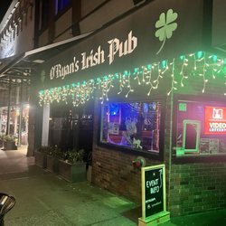O'Ryans Irish Pub - Outside