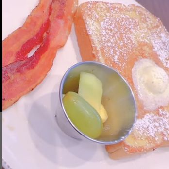 First Watch - Kids French toast - Breakfast & Brunch Near Me - Doral, Florida