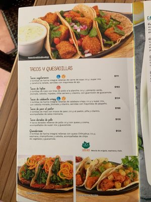 100% Natural Cancún by null