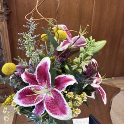 A Johnson & Sons Florist