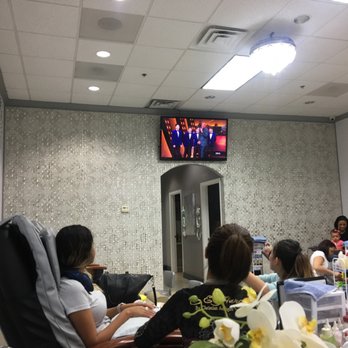 Dazzle Nails & Spa - Nail Salons Near Me - Houston, Texas
