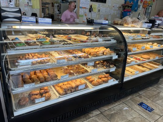 Baker's Pride Bakery by null