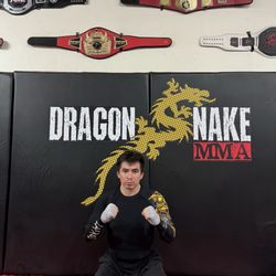 Dragon Snake Mma - Next to the belts