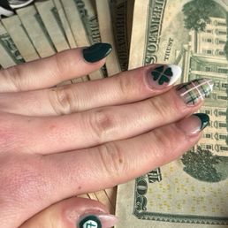 St patrick's day nails