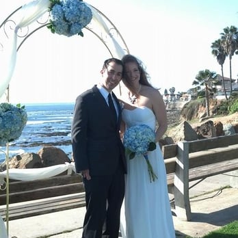 Blossom design - Perfect flowers, and Lori spent extra time to make sure the arch was secure on a windy day. Cannot say enough good things! - Florists Near Me - San Diego, California Blossom design - Perfect flowers, and Lori spent extra time to make sure the arch was secure on a windy day. Cannot say enough good things! - Florists Near Me - San Diego, California