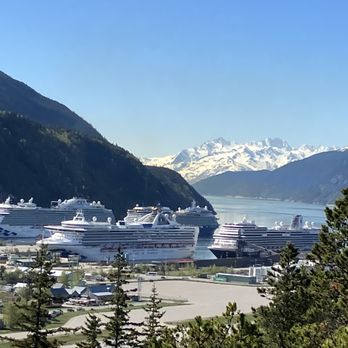 Shoot For The Moon Travels - Alaska cruises - Travel Agents Near Me Shoot For The Moon Travels - Alaska cruises - Travel Agents Near Me
