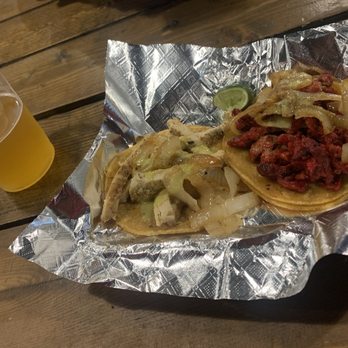 Oak Cliff Brewing - Trombo and chicken tacos with frilled onions - Breweries Near Me - Dallas, Texas