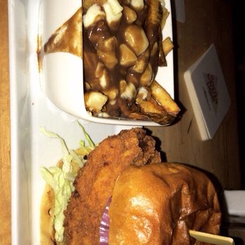 Roc'n Doc's - Chicken Burger and Poutine - Music Venues Near Me - Mississauga, Ontario