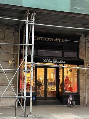 Li-Lac Chocolates (Bleecker St.) by null