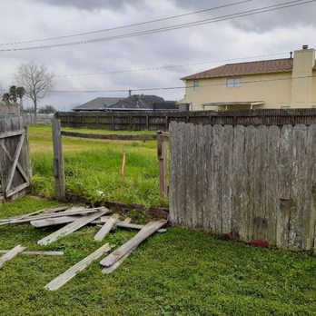 Cdh Improvements - Fencing repairs - Fences & Gates Near Me Cdh Improvements - Fencing repairs - Fences & Gates Near Me