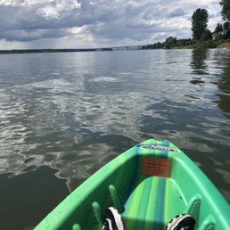 Kayaking the Columbia