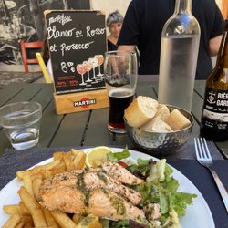 Cafe Factory - Salmon platter